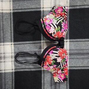 Victoria Secret Very Sexy Floral Push Up Bra